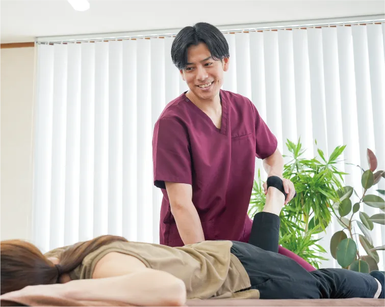 施術をしている様子